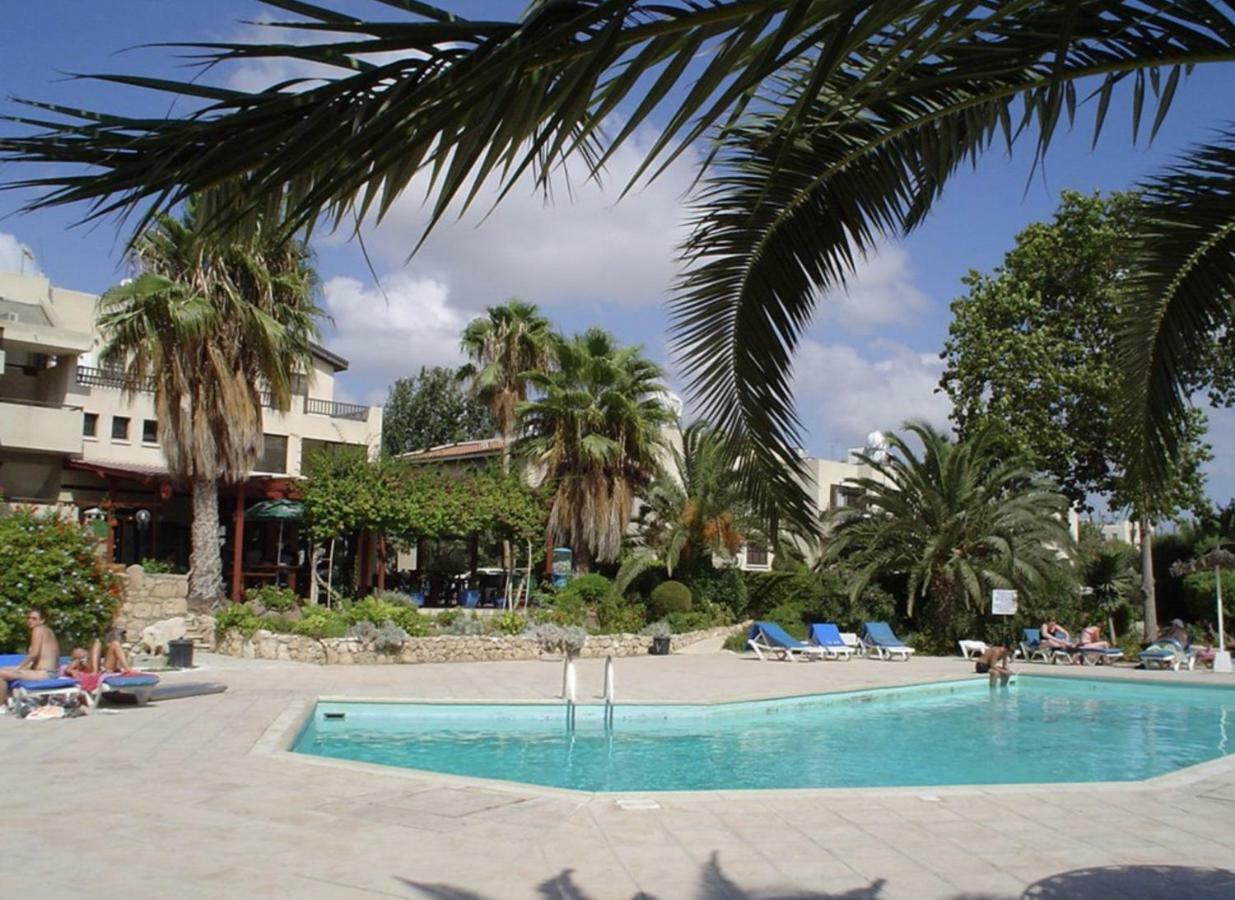 Natalia's Townhouse, Margarita Gardens 003